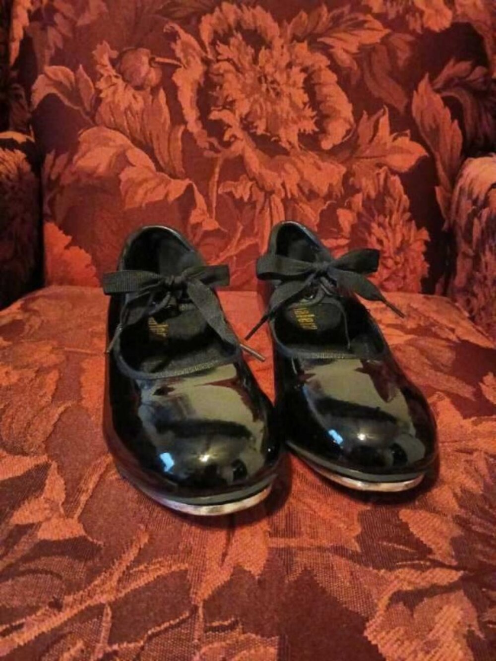 Balera B60 Black Patent Ribbon Tie Tap Shoes Girls Youth Size 9.5AW With Box